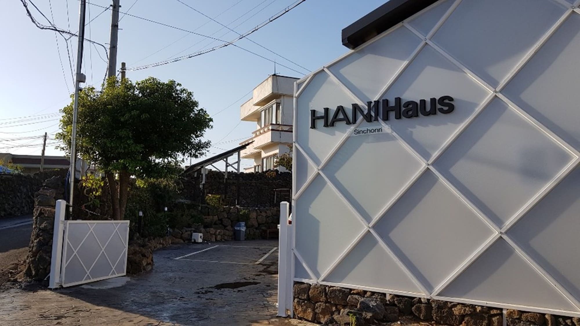 Hanihaus Sinchon-Ri Jeju Exterior photo